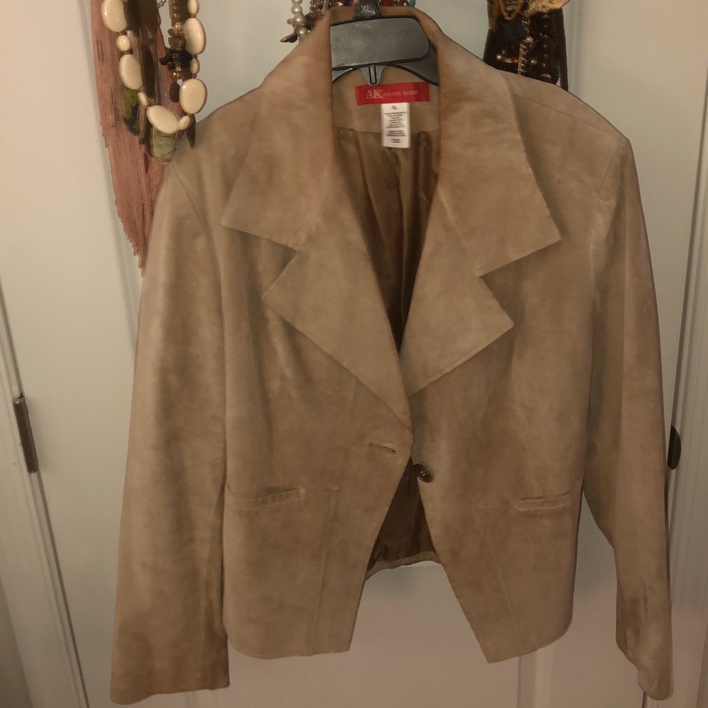 Anne Klein Beige Suede Leather coat